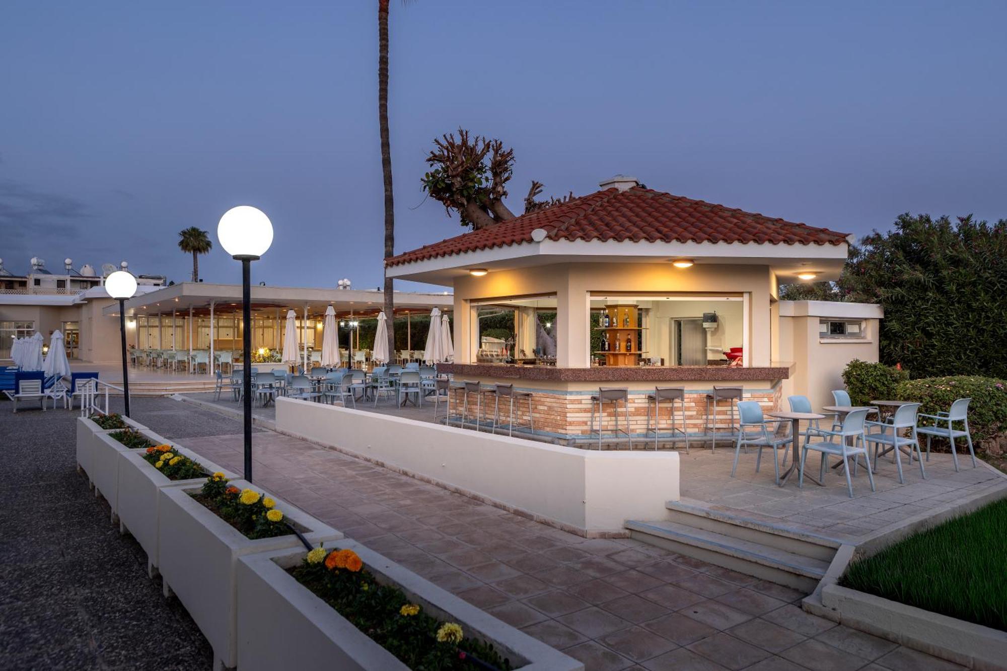 Kissos Hotel 3*
